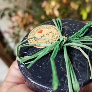 Meet your Posher, Jaqueline